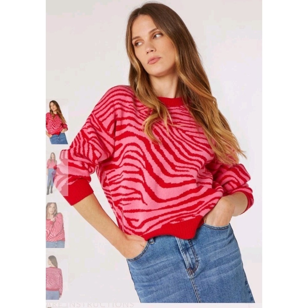Apricot Pink And Red Zebra Print Cropped Oversized Soft Sweater Size 8